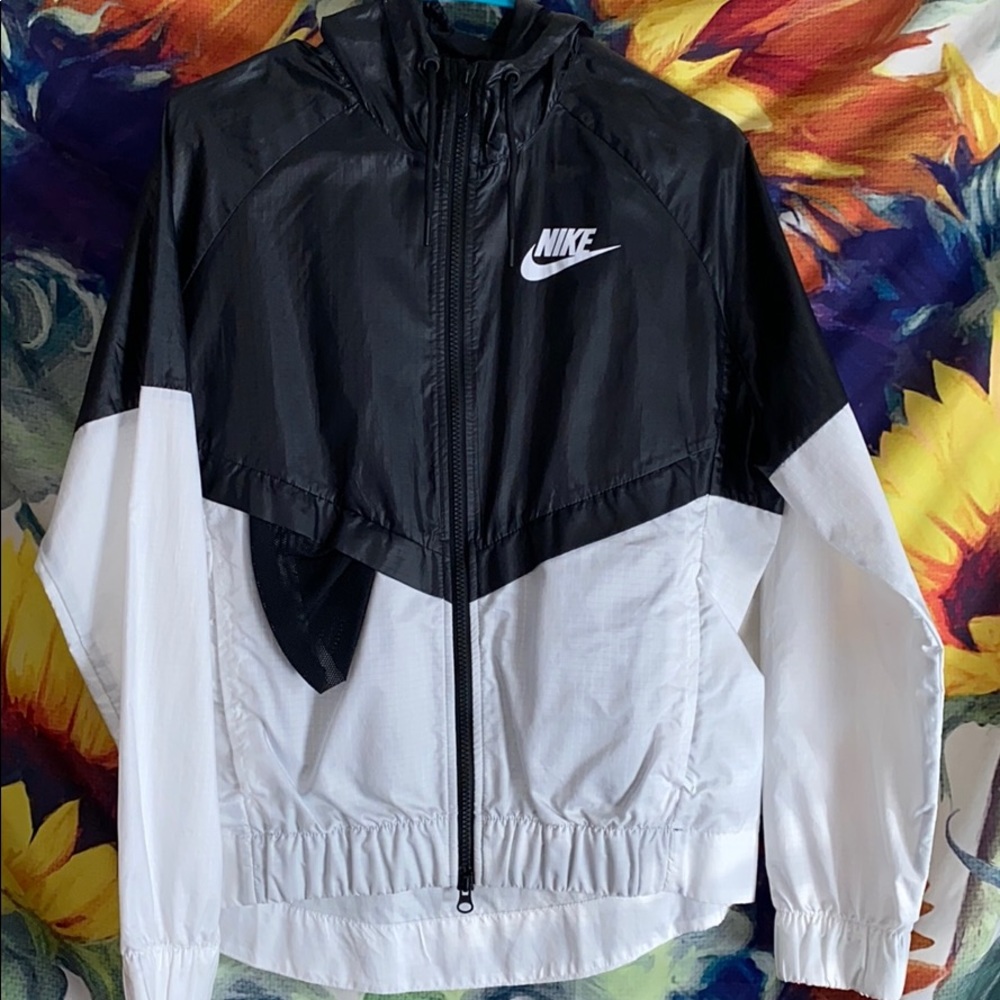Nike windbreaker